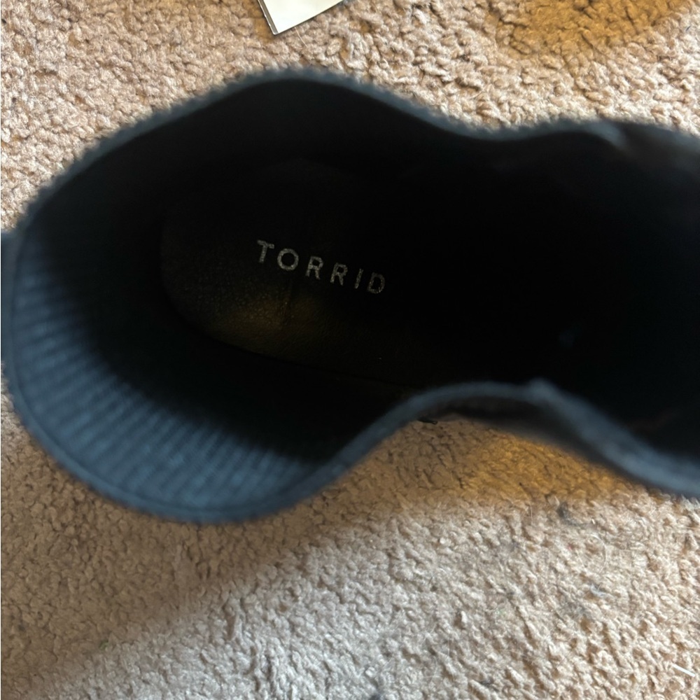 Torrid Square Toe Block Heel Chelsea Bootie 6.5WW - Picture 10 of 10